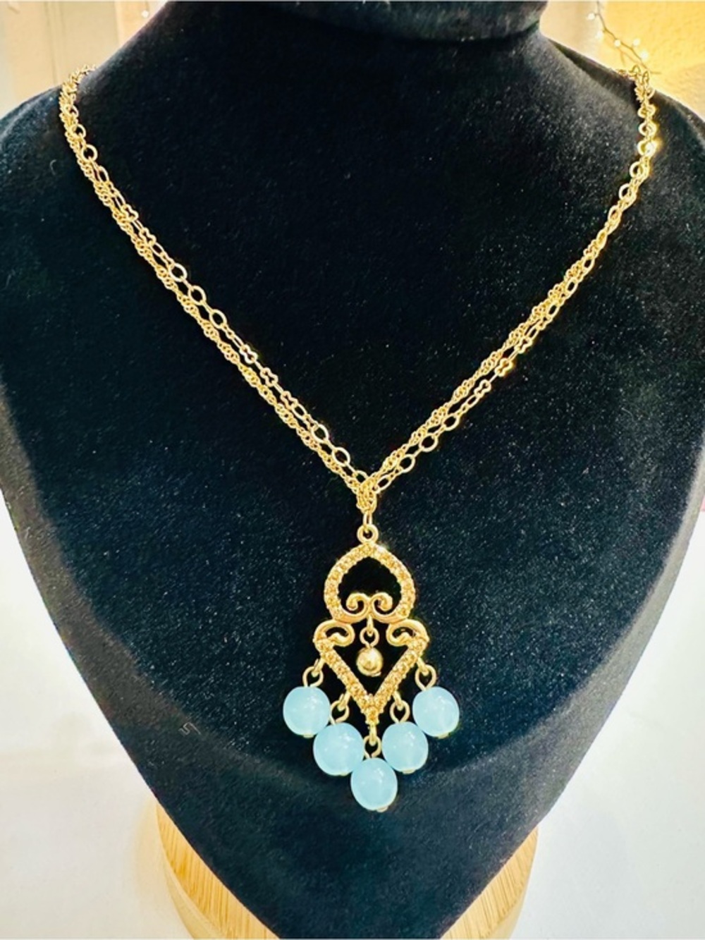 Gold Tone Blue Beaded Chandelier Pendant Necklace